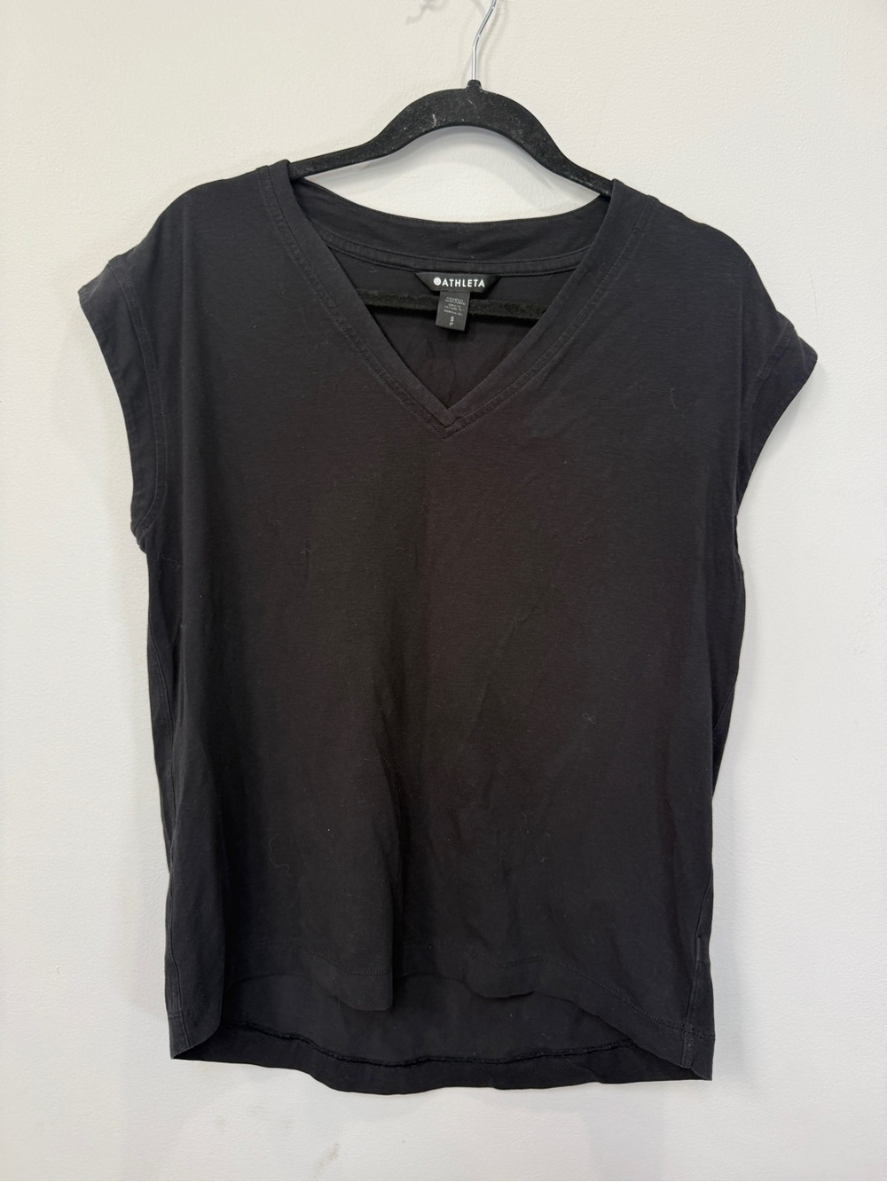 Athleta Black V-Neck Cap Sleeve Tee Top